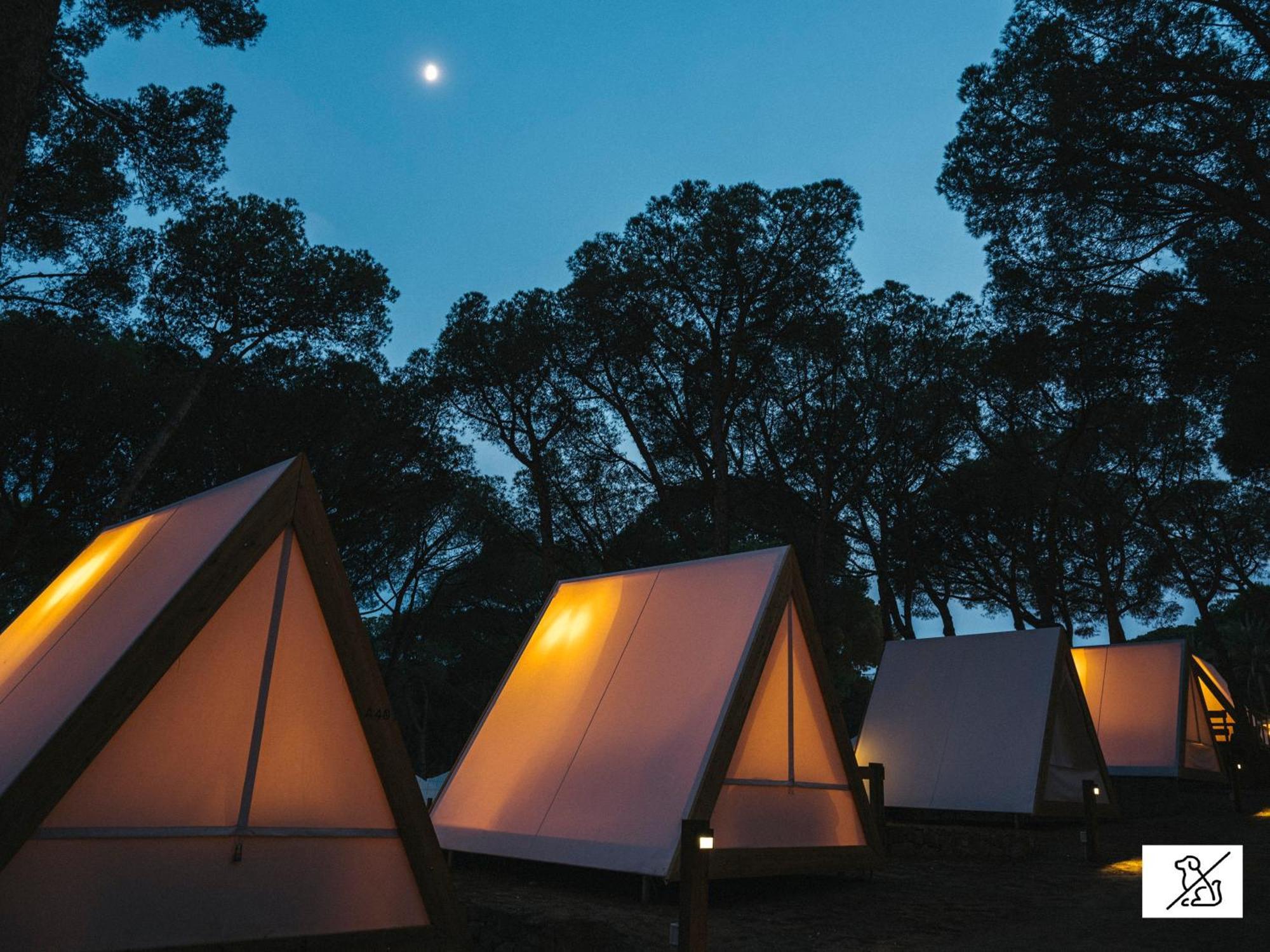 Wecamp Cala Montgo Hotel L' Escala Екстериор снимка